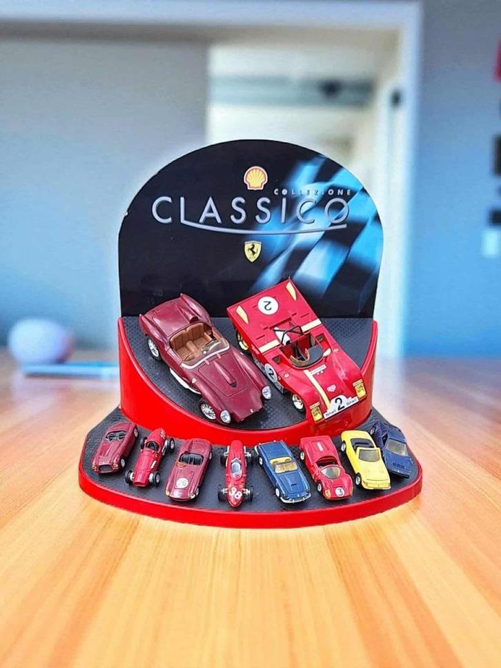 Complete Ferrari Shell Classico auto collectie met display., Verzamelen, Complete verzamelingen en Collecties, Ophalen of Verzenden