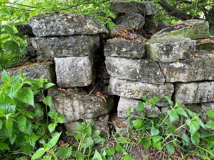 Pierres naturelles du pays du Condroz à emporter (2,7 m^3), Doe-het-zelf en Bouw, Metselstenen, Zo goed als nieuw, Natuurstenen