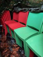 26 plastic buitenstoelen, Tuin en Terras, Tuinstoelen, Ophalen, Plastic