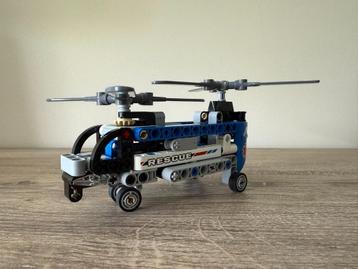 Lego Technic 42020 Helikopter met dubbele rotor beschikbaar voor biedingen