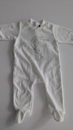 Costume/pyjama blanc avec 2 lapins taille 68, en parfait éta, Comme neuf, Costume, Garçon ou Fille, Enlèvement ou Envoi