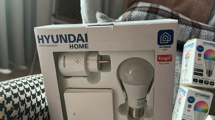 Hyandai Home startkit, Huis en Inrichting, Lampen | Overige, Nieuw, Ophalen