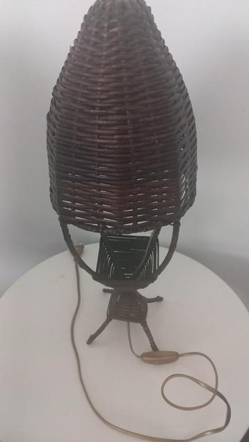 Lampjaar 60 70 beschikbaar voor biedingen