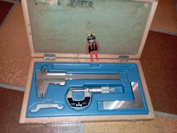 664) precisiemeetset ( schuifmaat , micrometer ), Doe-het-zelf en Bouw, Meetapparatuur, Zo goed als nieuw, Afstand, Ophalen of Verzenden