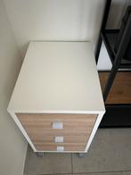 Manicuretafel, Ophalen, Zo goed als nieuw