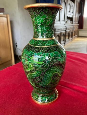 Vase chinois cloisonné vert 