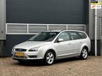 Ford Focus Wagon 1.8-16V Ambiente Flexifuel bj.2007 Airco|Cc, Grijs, Emergency brake assist, Focus, 167 g/km