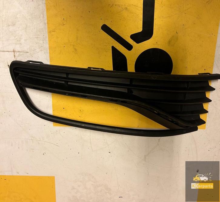 VW POLO 6C LINKS Afdekkap BUMPER GRILLE ROOSTER 6C0853665, Auto-onderdelen, Carrosserie, Bumper, Volkswagen, Voor, Gebruikt