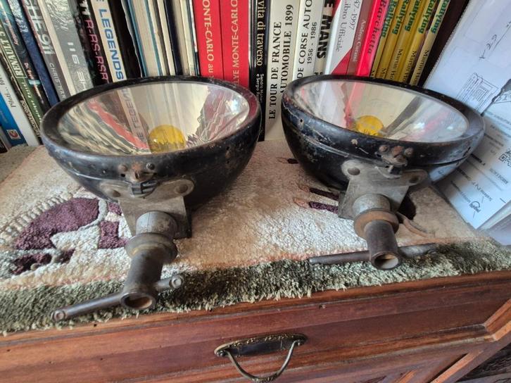 2 Bugatti-koplampen, Auto-onderdelen, Verlichting, Oldtimer onderdelen, Gebruikt, Ophalen