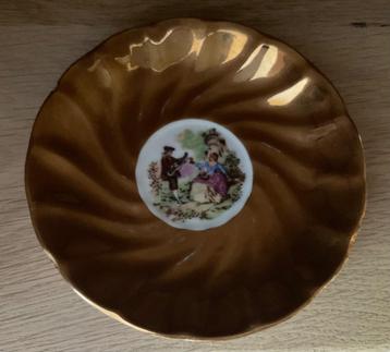 Mokka  servies  beschikbaar voor biedingen