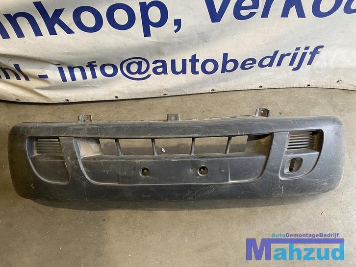 LDV MAXUS Voorbumper bumper 2005-2009, Autos : Pièces & Accessoires, Carrosserie & Tôlerie, Pare-chocs, Autres marques automobiles