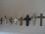 Kruis kruisje kruisbeeld medaillon hanger 9 euro per stuk, Ophalen of Verzenden, Gebruikt, Sieraad, Christendom | Katholiek