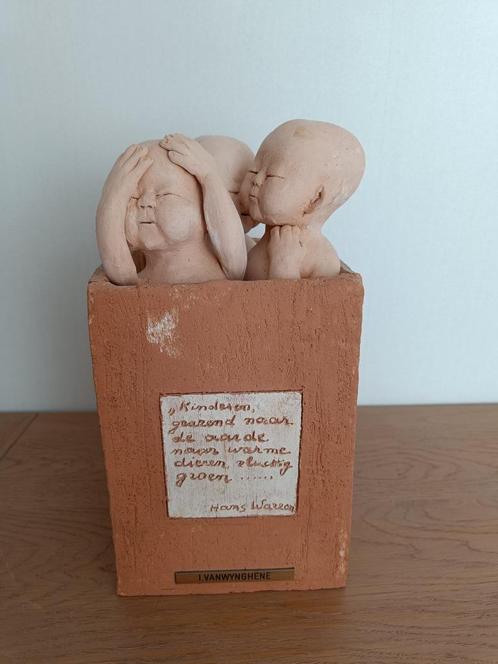 Keramieken/terracotta beeld, Verzamelen, Beelden en Beeldjes, Zo goed als nieuw, Mens, Ophalen