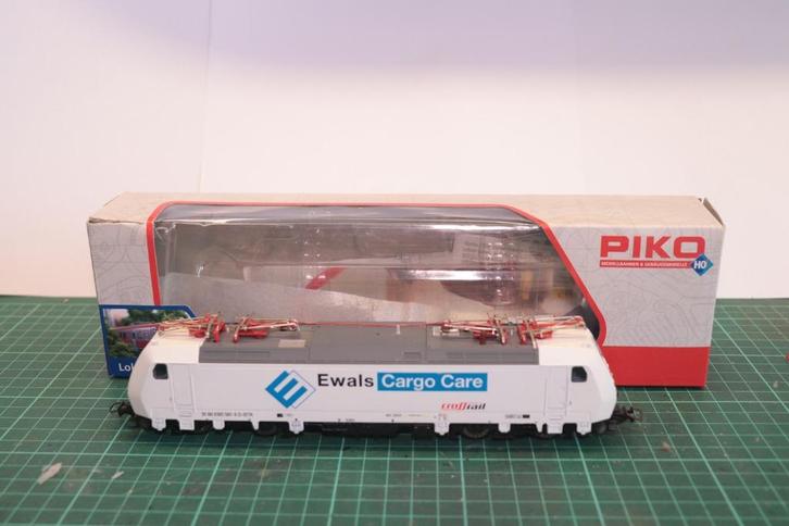 PIKO BR185 EWALS CROSSRAIL - H0 1/87 DC / CC, Hobby en Vrije tijd, Modeltreinen | H0, Gebruikt, Locomotief, Gelijkstroom, Piko