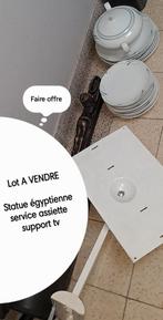 Lot A VENDRE statue assiette support tv article vendu ✅️, Comme neuf
