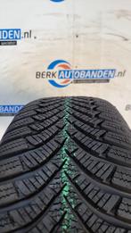 2x Hankook Winter I'Cept RS2 (DEMO) 185/55 R15 82T 185/55/15, Auto-onderdelen, Banden en Velgen, Gebruikt, 15 inch, -, -