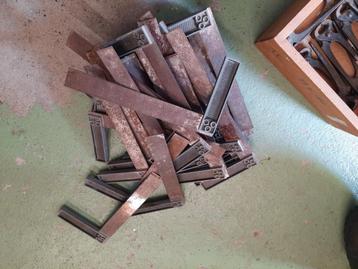 Winkelhaak, winkelhaken, zwee beschikbaar voor biedingen