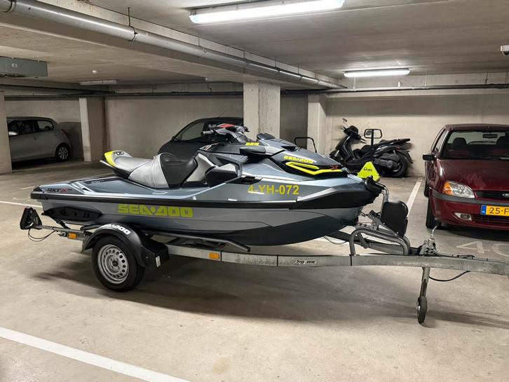 Seadoo Rxt X 325 met 65 uur en Fabrieksgarantie, Watersport en Boten, Jetski's en Waterscooters, Gebruikt, 200 pk of meer, Benzine
