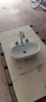 Lavabo badkamer, Ophalen