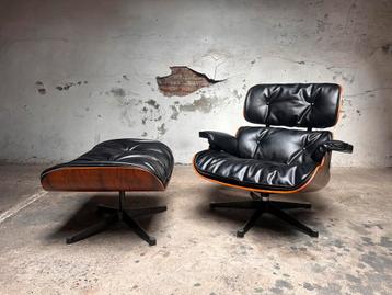 Eames lounge chair met ottoman beschikbaar voor biedingen