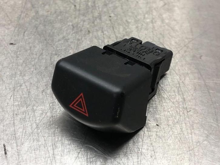 ALARMLICHTEN SCHAKELAAR Nissan Micra (K12) (01-2003/06-2010), Auto-onderdelen, Dashboard en Schakelaars, Nissan, Gebruikt