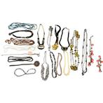 Various Necklaces, Ophalen, Gebruikt