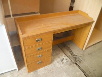 BUREAU GRATIS, Enlèvement