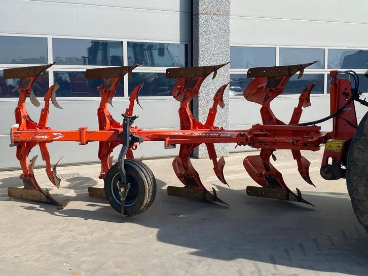 Kuhn/Steeno/Gantois/Devos/Stoll/Kubota/Deutz/Boxeur/Record, Articles professionnels, Agriculture | Outils, Enlèvement ou Envoi