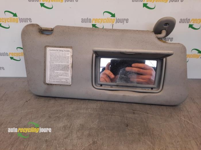 Zonneklep van een Suzuki Grand Vitara (Grand Vitara 05-), Auto-onderdelen, Interieur en Bekleding, Suzuki, Gebruikt, 3 maanden garantie