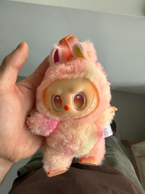 Labubu Big into energy- Loyalty, Verzamelen, Poppetjes en Figuurtjes, Nieuw, Ophalen of Verzenden