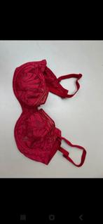 ensemble en dentelle rouge Chantelle 70d, Vêtements | Femmes, Sous-vêtements & Lingerie, Chantelle, Envoi, Rouge, Ensemble