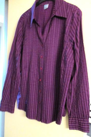 Chemise violette à fines rayures M&S taille 48 disponible aux enchères