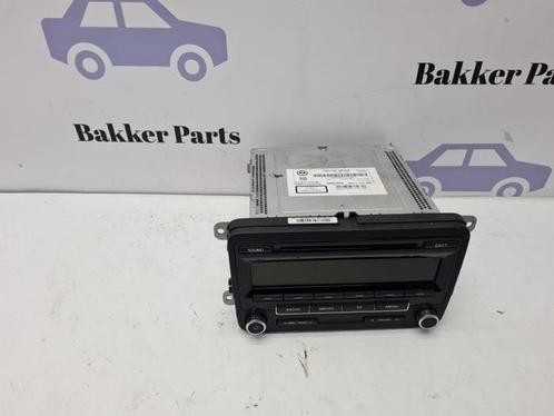 Radio CD Speler van een Volkswagen Golf, Auto-onderdelen, Elektronica en Kabels, Volkswagen, Gebruikt, 3 maanden garantie