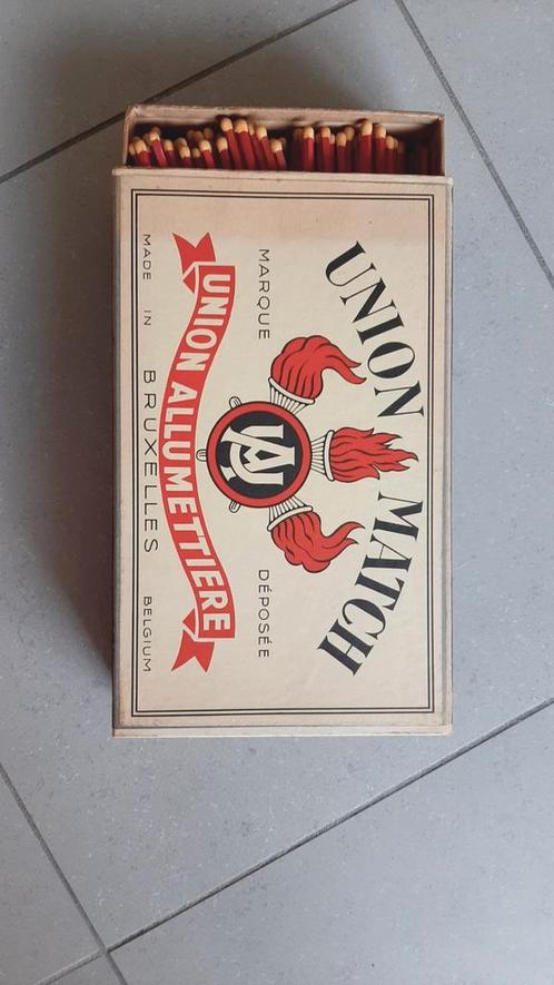 Union Match XL luciferdoos in zijn metalen houder, Verzamelen, Retro, Ophalen