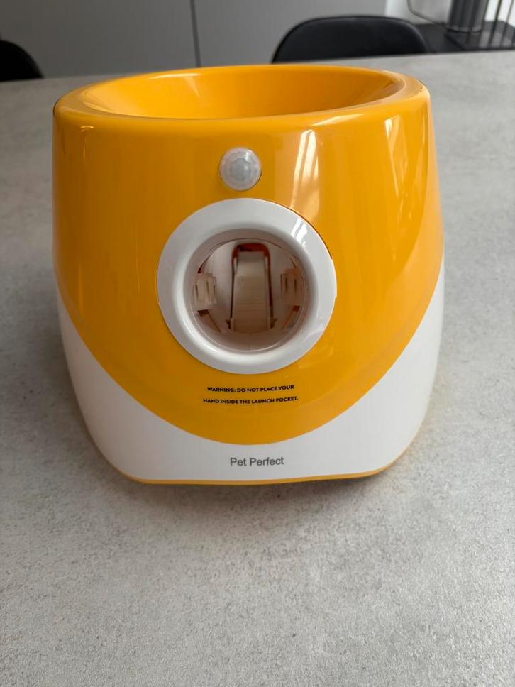 Automatische ballenwerper voor honden – verstelbare afstand, Dieren en Toebehoren, Hondenspeelgoed, Zo goed als nieuw, Ophalen