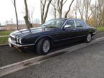 Daimler Six Long Wheel Base Jaguar X300 XJ, Autos, Jaguar, Cuir, Carnet d'entretien, 6 cylindres, Berline