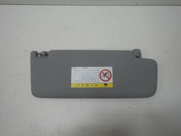 Audi A4 8W Zonneklep Links 8W0857561 beschikbaar voor biedingen