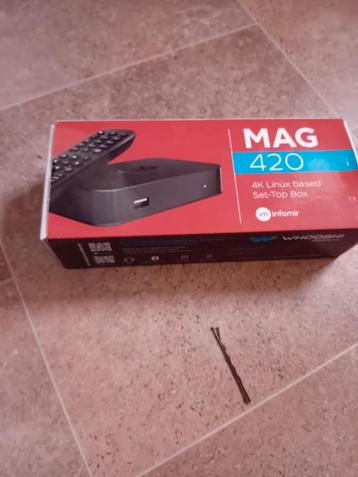 Box tv iptv, Enlèvement ou Envoi, Comme neuf