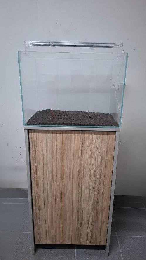 Superfish scaper 60 aquarium te koop (compleet uitgerust), Dieren en Toebehoren, Vissen | Aquaria en Toebehoren, Zo goed als nieuw