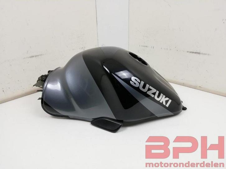 Tank Suzuki GSX1300R Hayabusa 2002 - 2007 GSX 1300 GSXR1300, Motoren, Onderdelen | Suzuki, Gebruikt, Ophalen of Verzenden