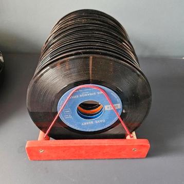 Verschillende singles, ideaal voor jukebox  beschikbaar voor biedingen