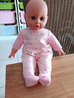 Babypopje met geluid, Ophalen of Verzenden, Zo goed als nieuw