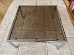 Moderne salontafel met rookglas en chromen frame, Huis en Inrichting, Ophalen, Modernistisch, Vierkant, Zo goed als nieuw