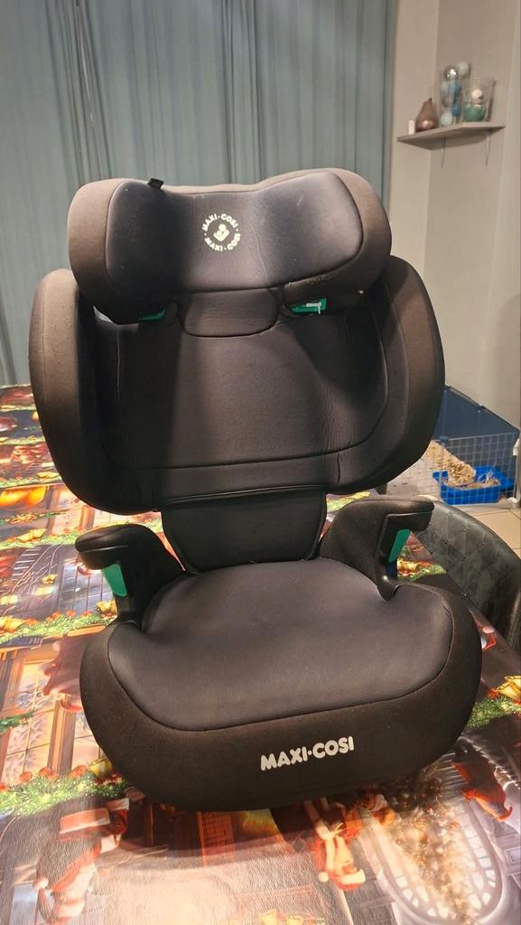 Siège auto maxicosi, Enfants & Bébés, Sièges auto, Comme neuf, Maxi-Cosi, 15 à 36 kg, Isofix, Dossier réglable, Protection latérale