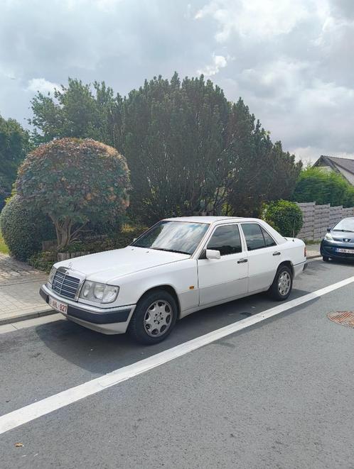 Mercedes W124 250D, Auto's, Mercedes-Benz, Particulier, ABS, Android Auto, Apple Carplay, Bluetooth, Elektrische buitenspiegels