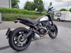 Ducati Scrambler 800 Dark - 2022 - 3025km - garantie, Motoren, 2 cilinders, Bedrijf, Meer dan 35 kW, 800 cc