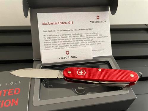 Victorinox Edition limitée pioneer 2018, Caravanes & Camping, Outils de camping, Neuf