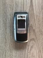 Samsung • GSM-telefoon • SGH E720, Telecommunicatie, Mobiele telefoons | Samsung, Ophalen, Niet werkend, Zilver, Fysiek toetsenbord