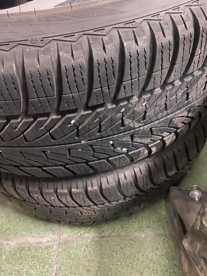 Verschillende maten oudere banden, Auto-onderdelen, Banden en Velgen, Band(en), Zomerbanden, Ophalen