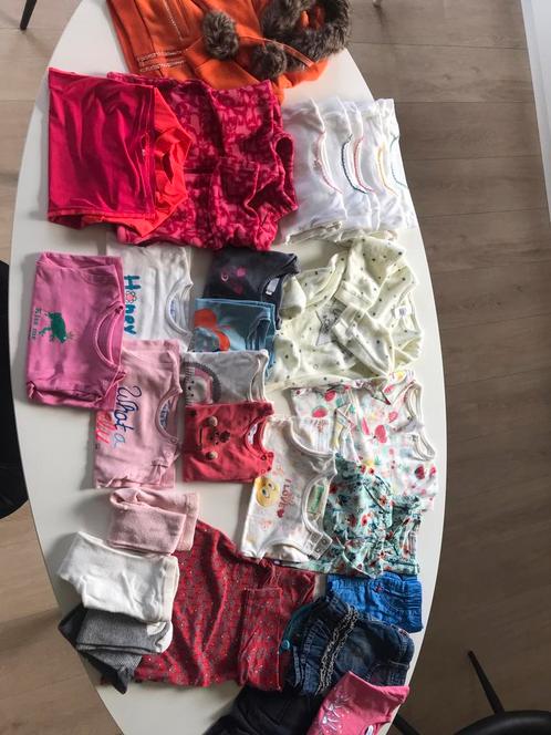Pakket meisjeskledij 74, Kinderen en Baby's, Babykleding | Maat 74, Gebruikt, Meisje, Jasje, Ophalen of Verzenden